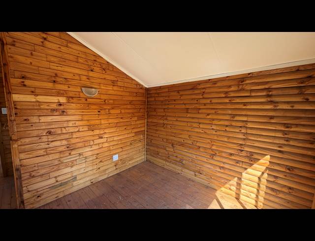 22,150M² SMALLHOLDING FOR SALE IN MARISTER